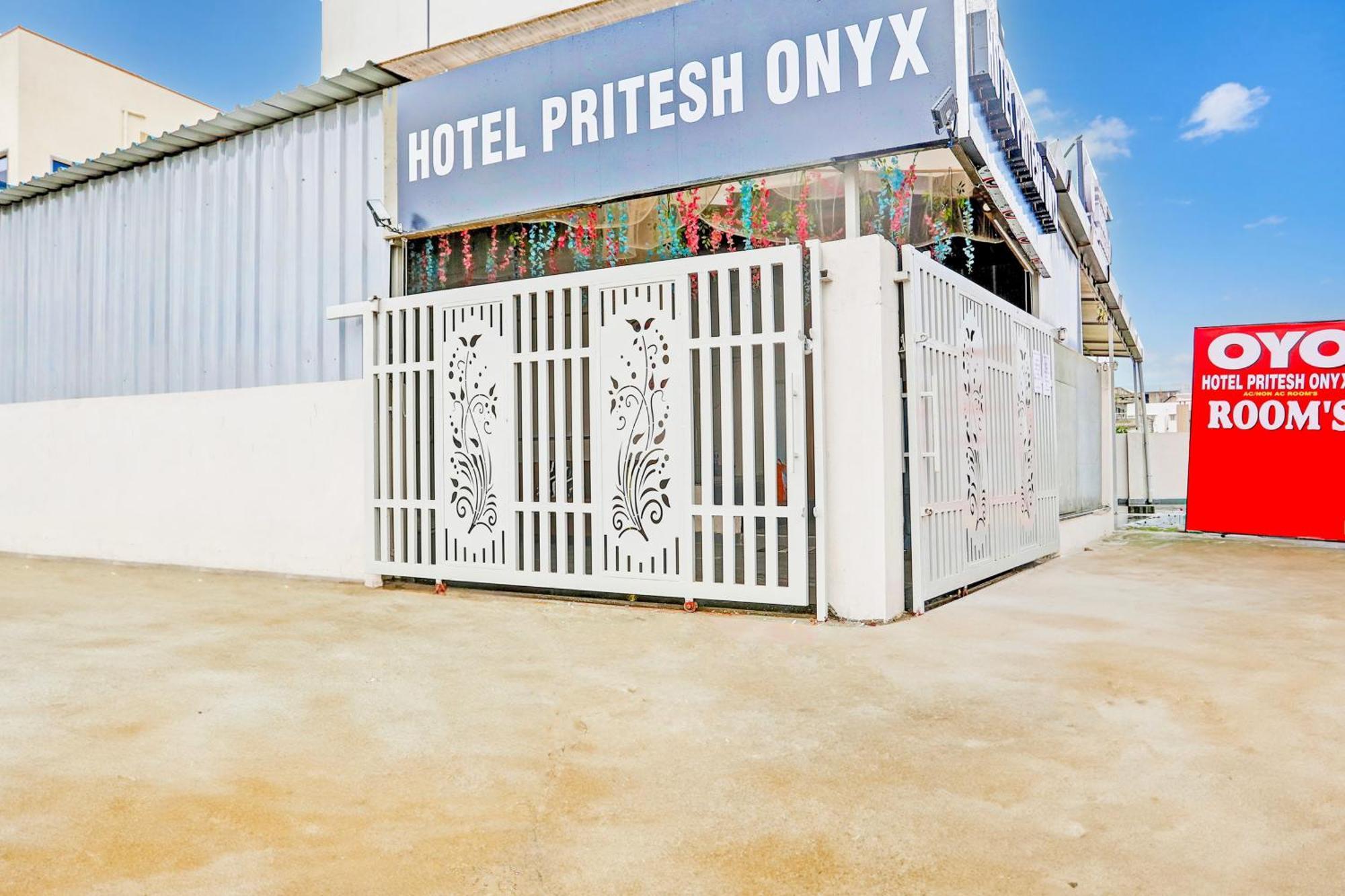 Hotel O Pritesh Onyx Nagpur Buitenkant foto